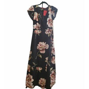 NWT Nem Fashion - Dress with Floral Design - Black - Size M